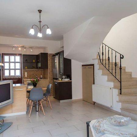 דירות פלקסטרון Cosy House מראה חיצוני תמונה